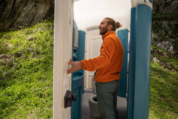 Best Construction site porta potty rental  in Sharon, WI